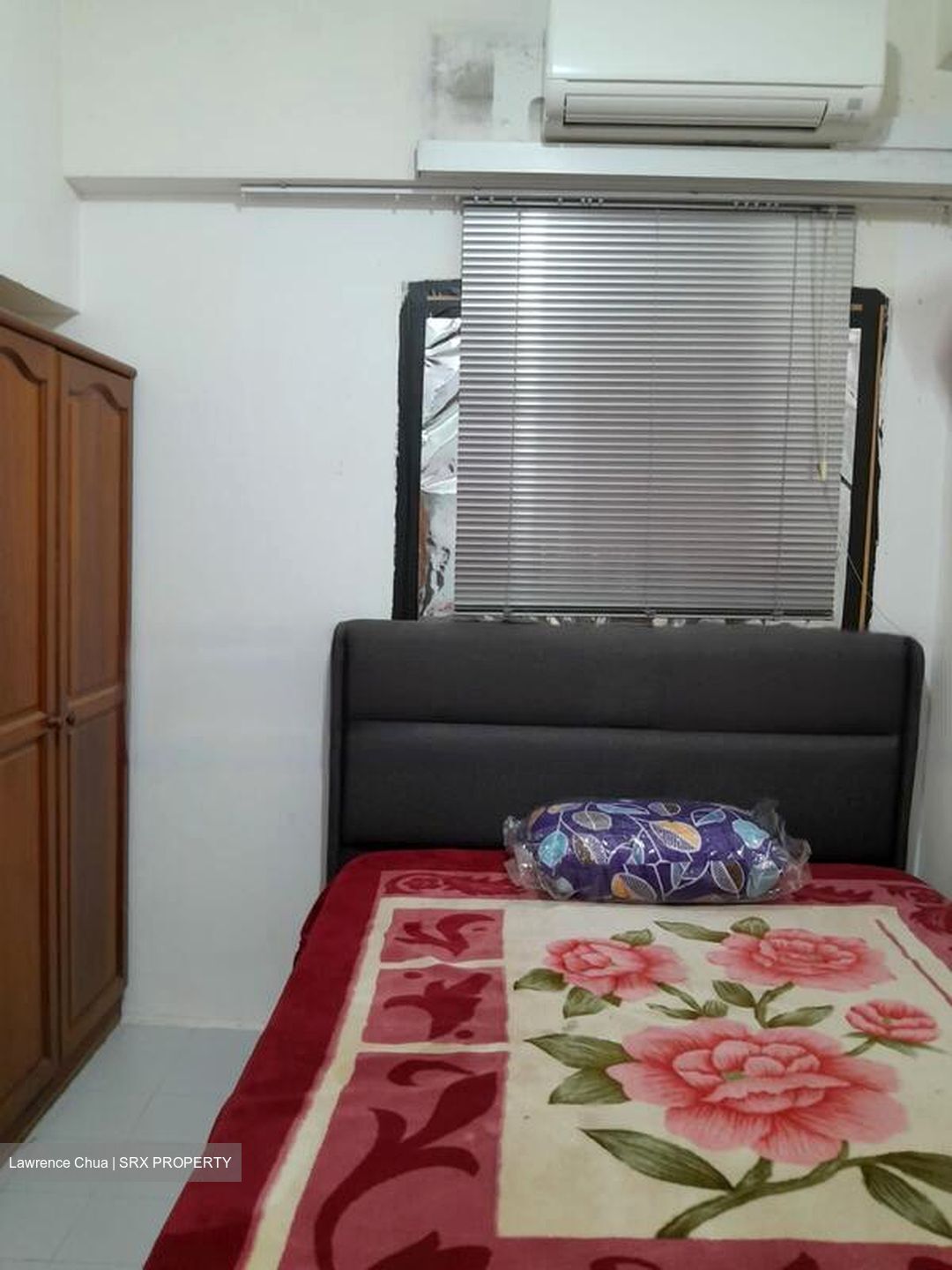 Macpherson Road (D13), Terrace #445613581